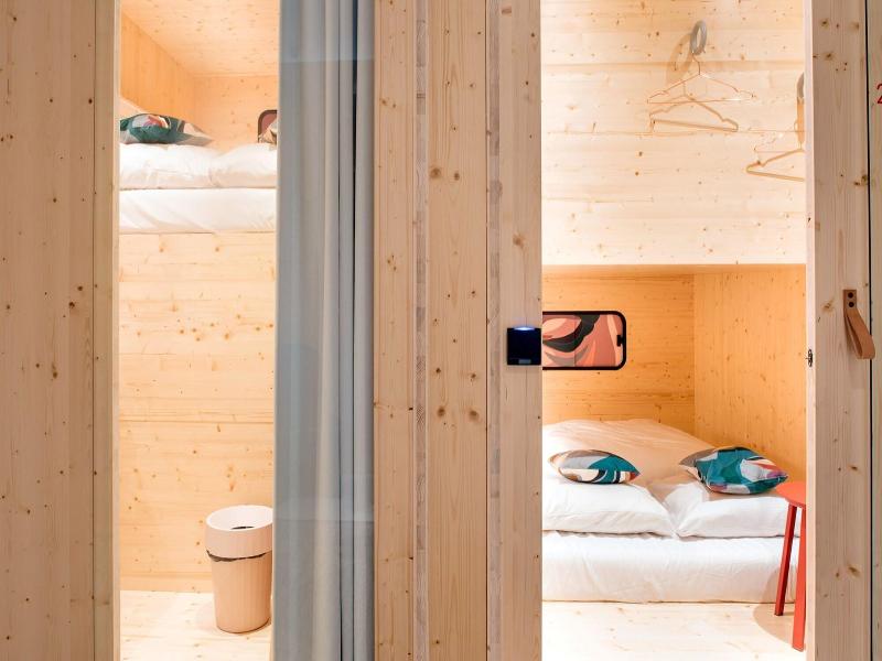 The Green Elephant Hostel Spa image