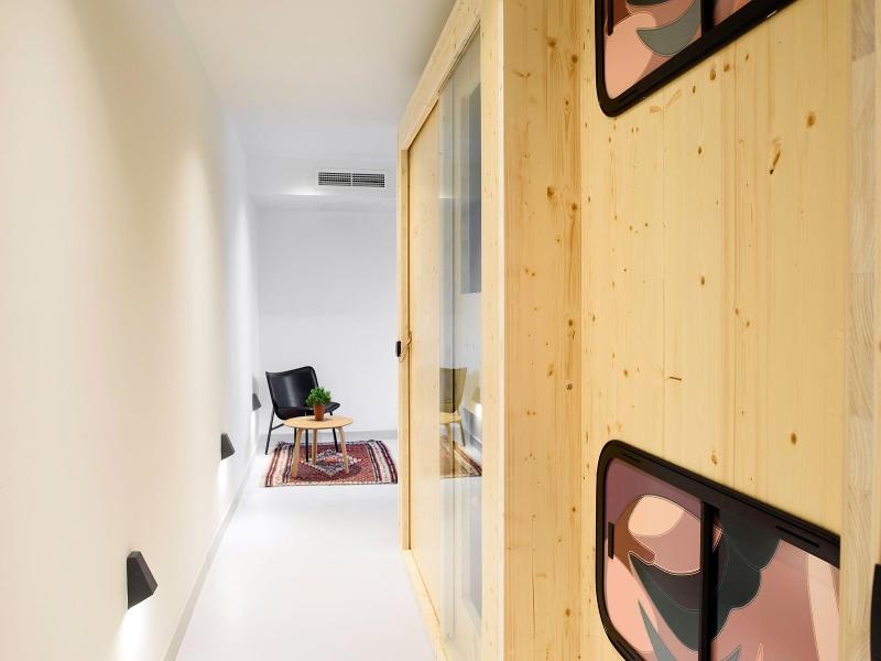 The Green Elephant Hostel Spa image