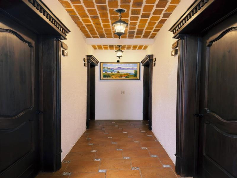 Hotel Taa Tiin