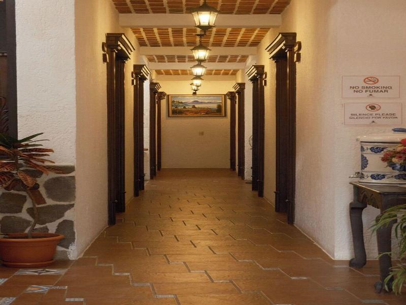 Hotel Taa Tiin