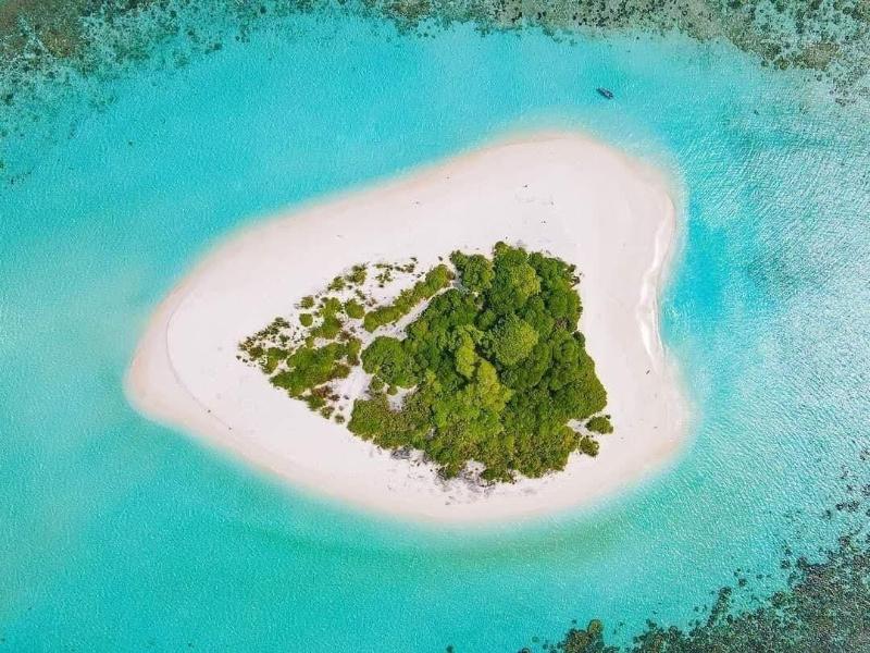 Viva Beach Spa Maldives image