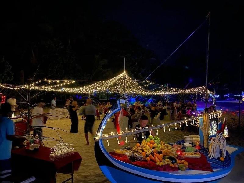 Viva Beach Spa Maldives image