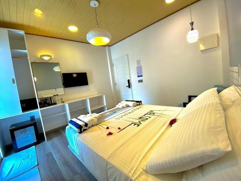 Viva Beach Spa Maldives image