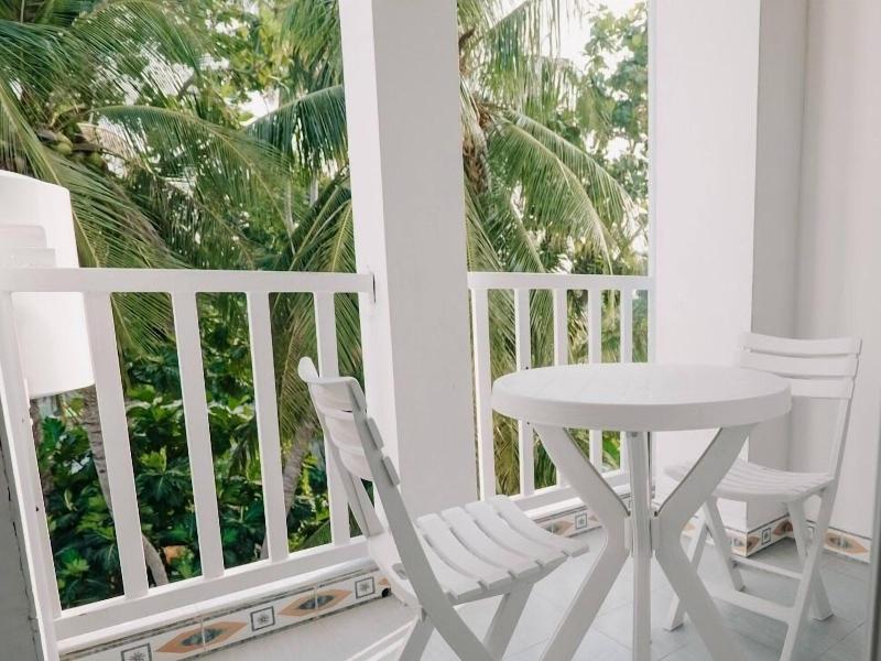 Viva Beach Spa Maldives image