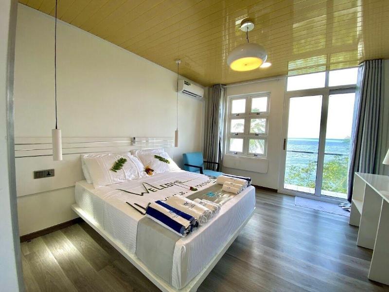 Viva Beach Spa Maldives image