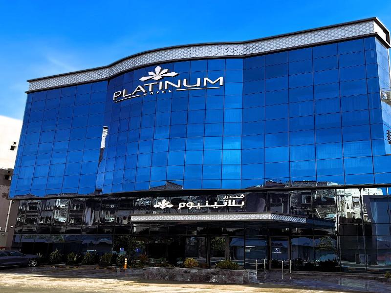 Platinum Hotel — general view