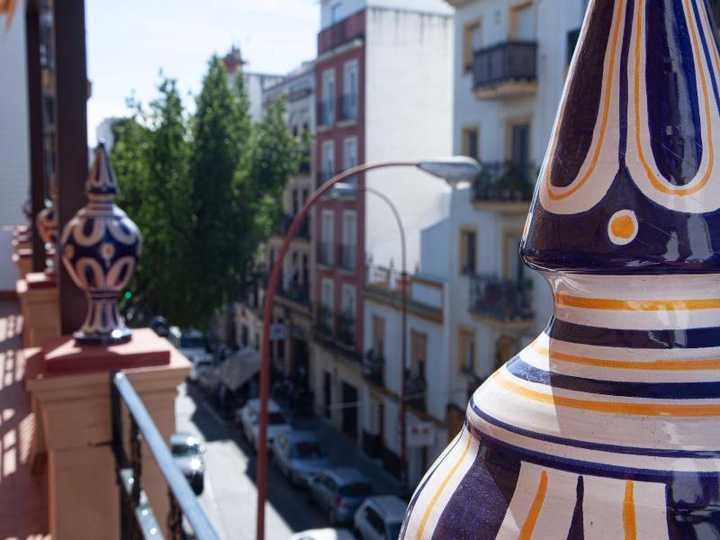 Noches En Triana image