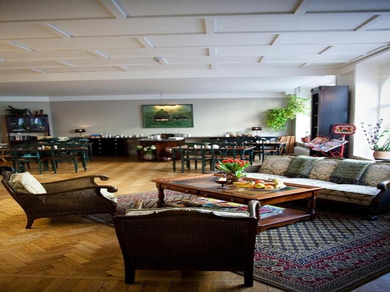 Hotel Lilton image