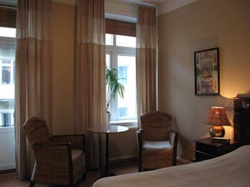 Hotel Lilton image