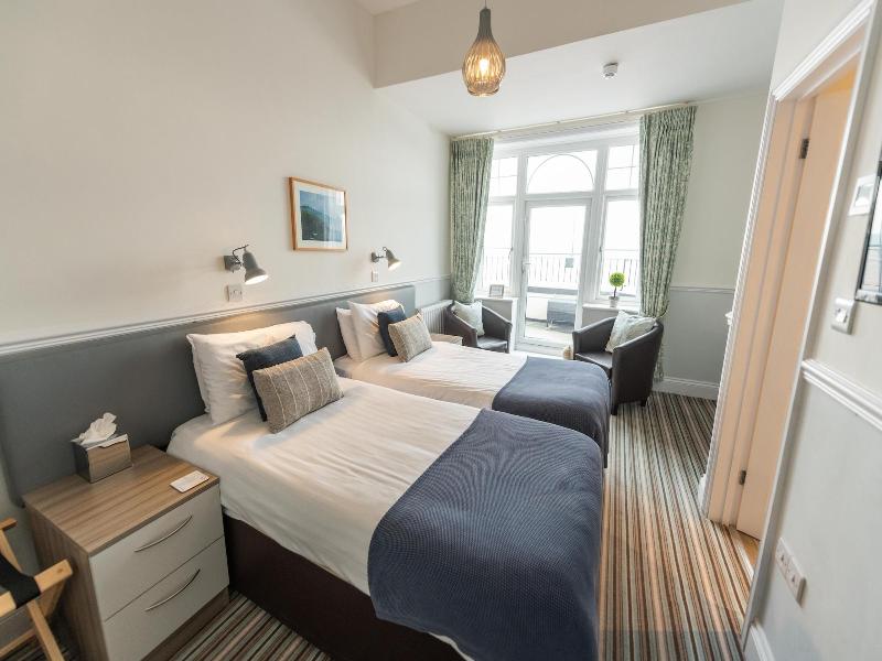 The Kingswood Hotel image