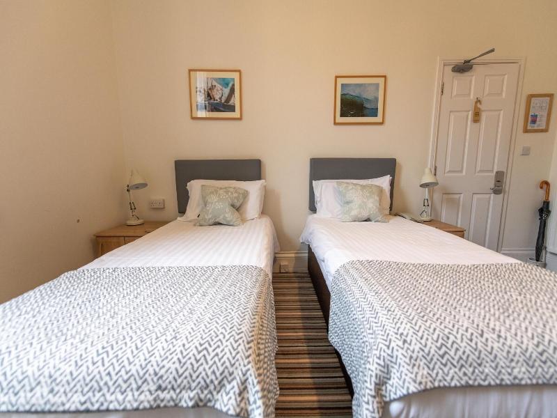 The Kingswood Hotel image