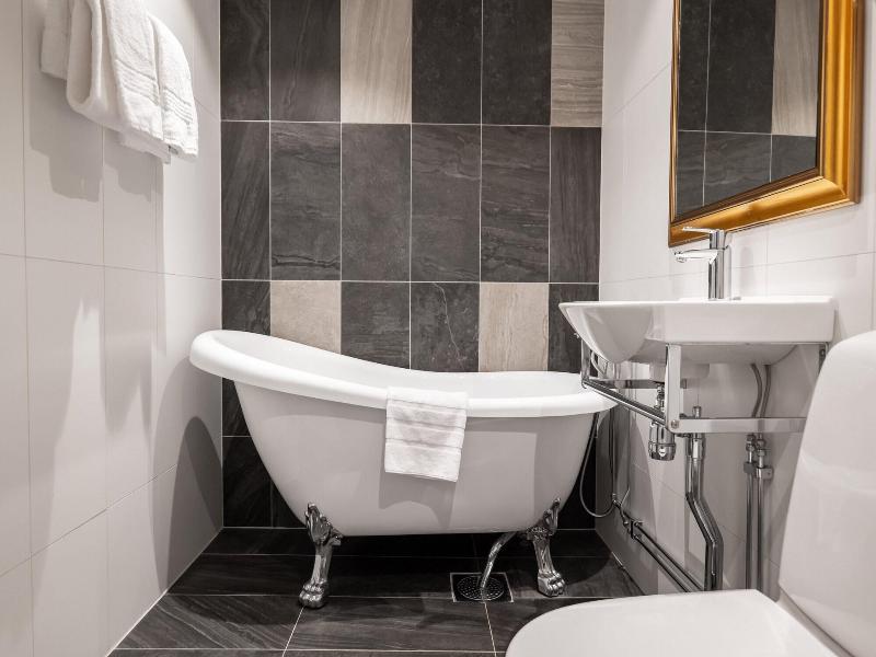 Profilhotels Calmar Stadshotell image