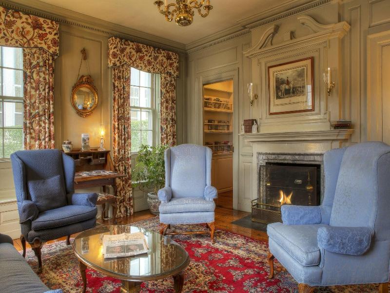 Francis Malbone House Inn image