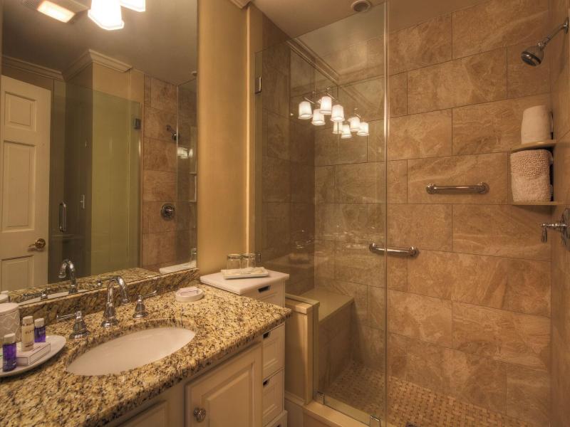 Francis Malbone House Inn image