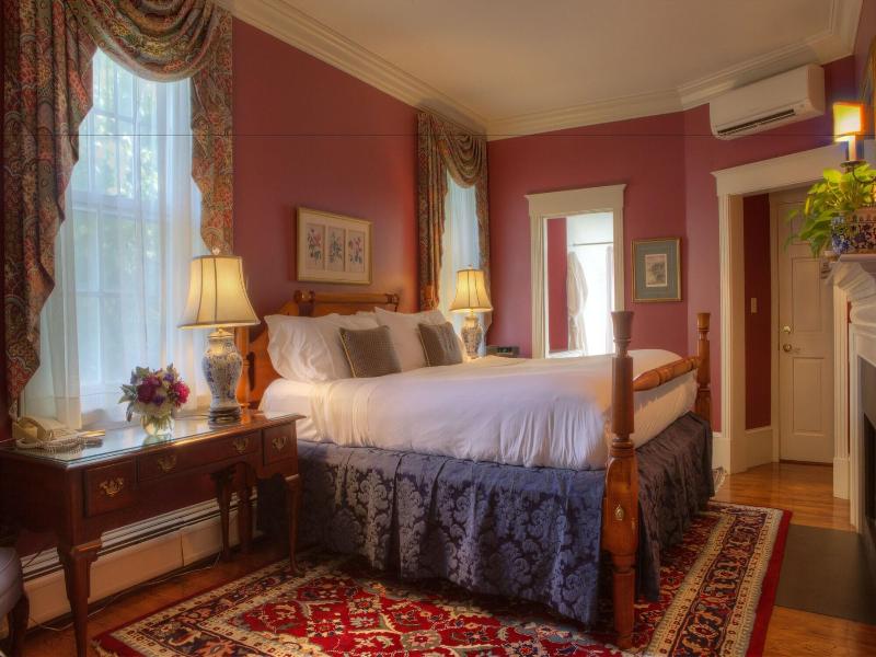 Francis Malbone House Inn image