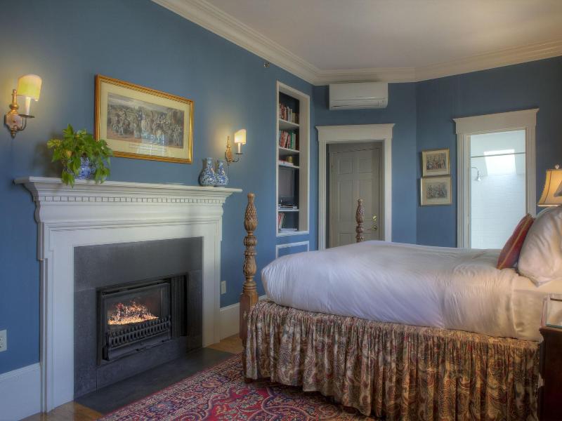 Francis Malbone House Inn image