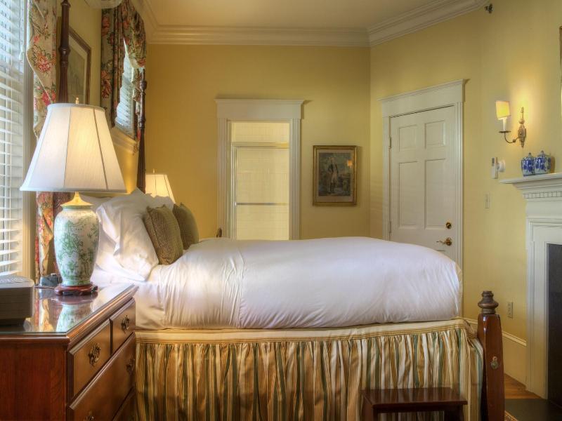 Francis Malbone House Inn image