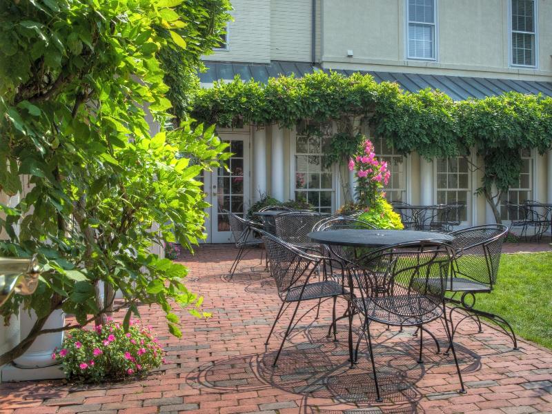 Francis Malbone House Inn image