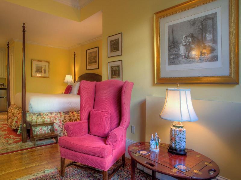 Francis Malbone House Inn image