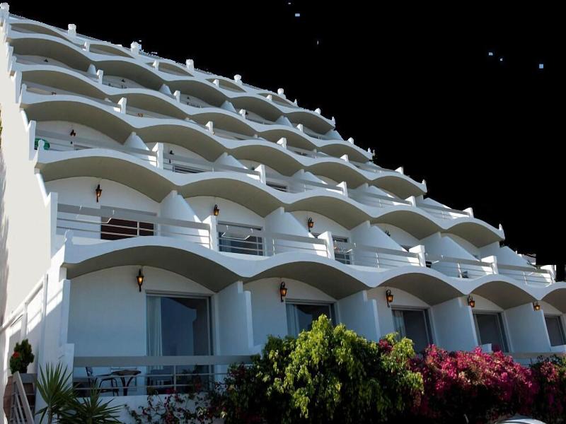 Panorama Apartments — general view