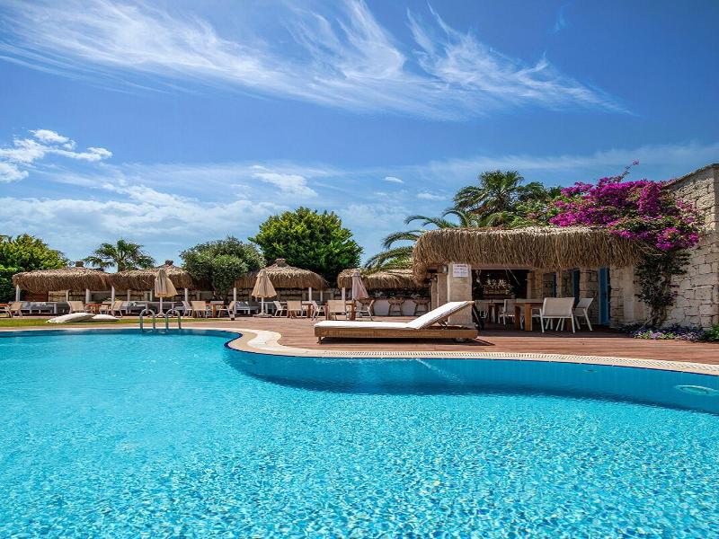 Port Alacati Hotel