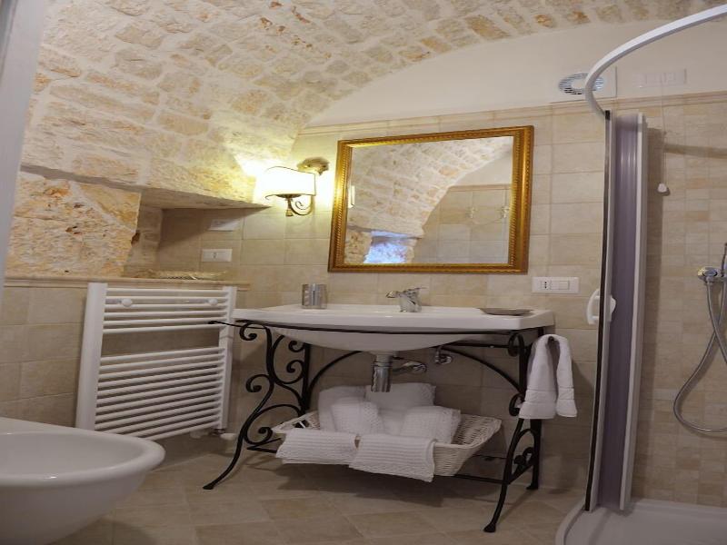 Romantic Trulli — view