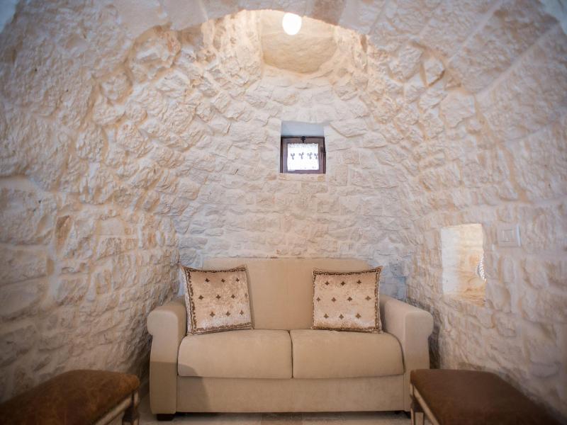 Romantic Trulli image