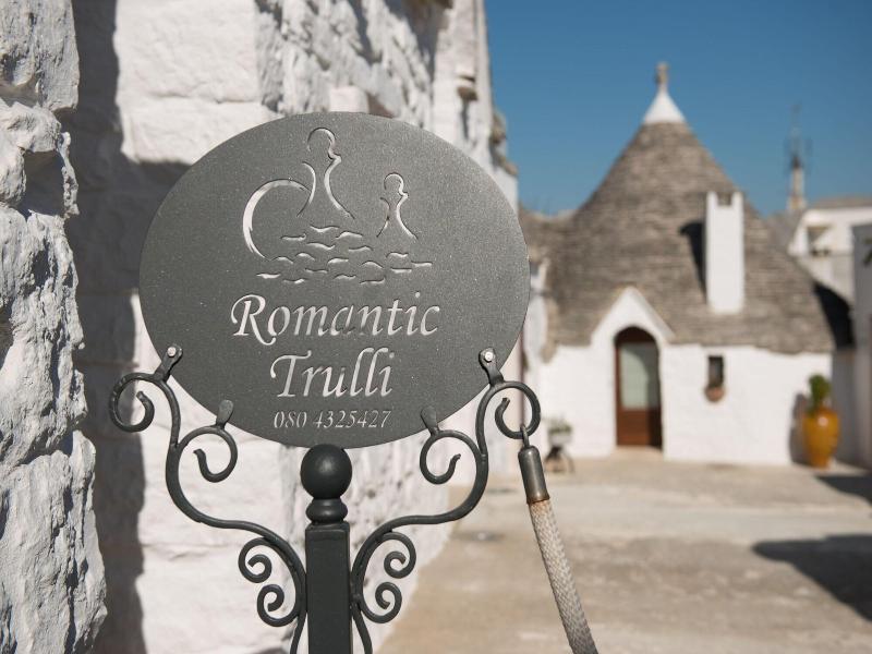 Romantic Trulli image