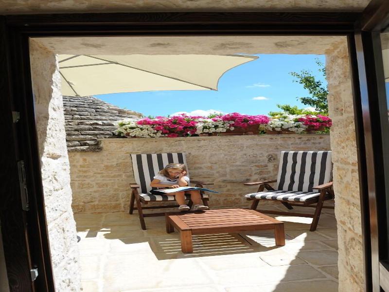Romantic Trulli image