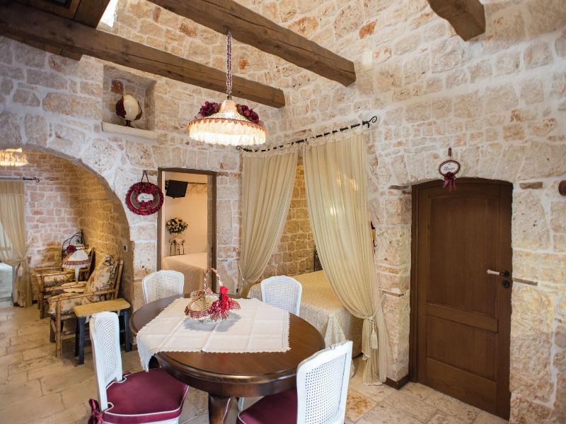 Romantic Trulli image