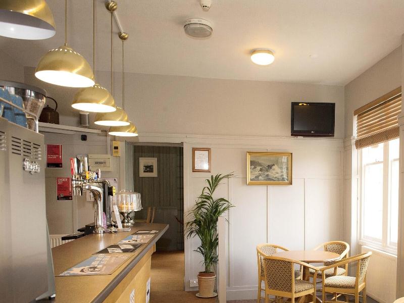The Royal Oak Hotel image