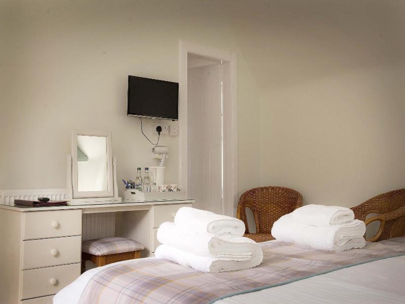 The Royal Oak Hotel image