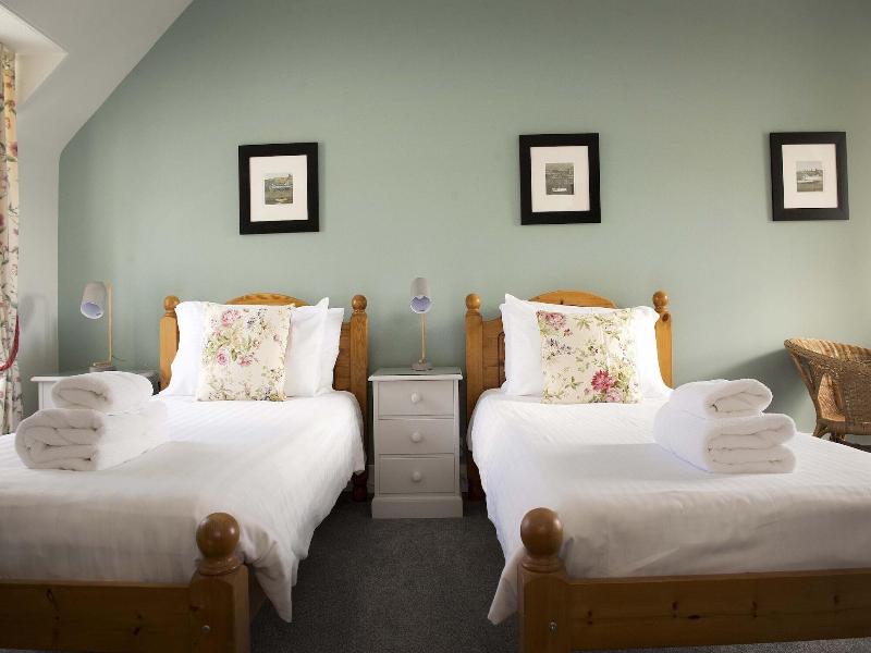The Royal Oak Hotel image