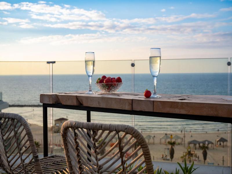 Maxim Hotel Tel Aviv image