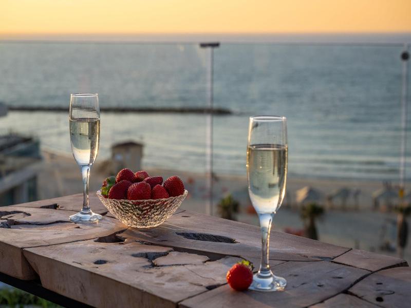 Maxim Hotel Tel Aviv image