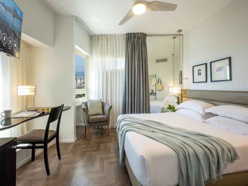 Maxim Hotel Tel Aviv image