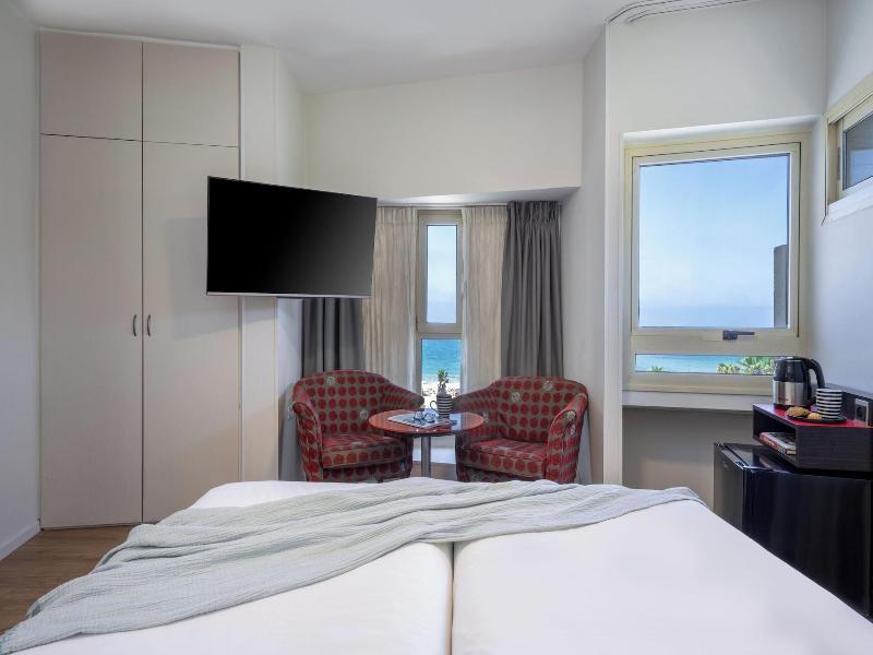 Maxim Hotel Tel Aviv image