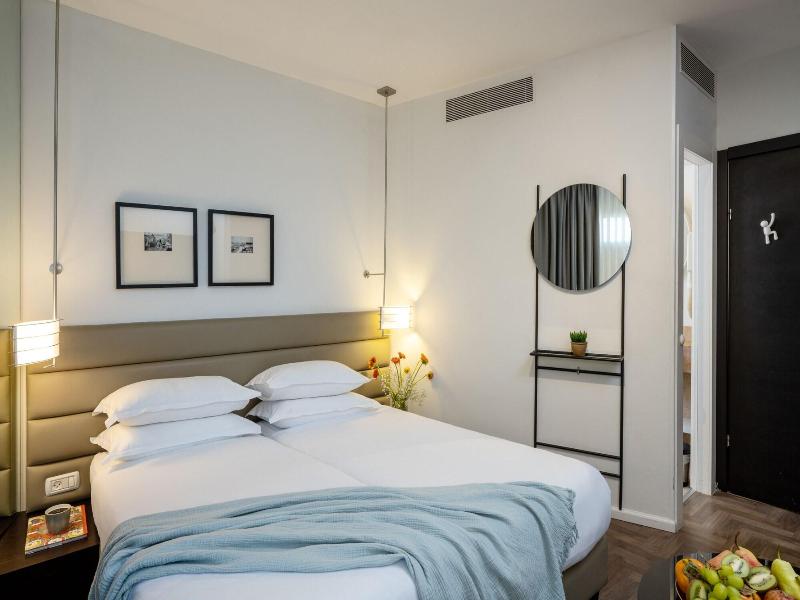 Maxim Hotel Tel Aviv image