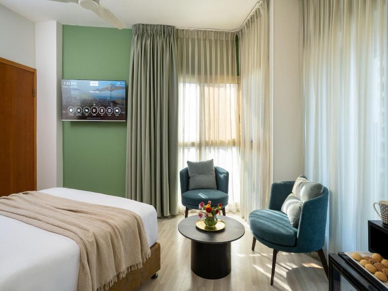 Maxim Hotel Tel Aviv image