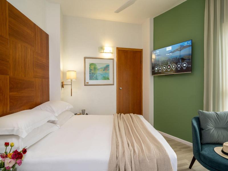 Maxim Hotel Tel Aviv image