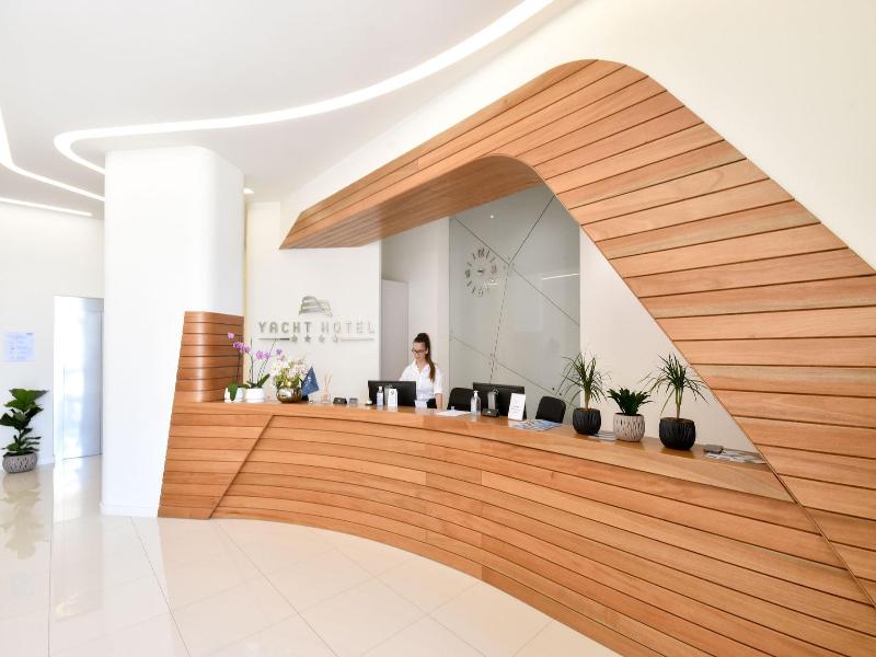 Yacht Hotel image
