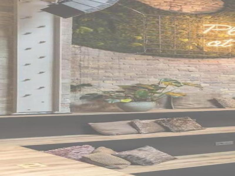 Upstairs Hotel image