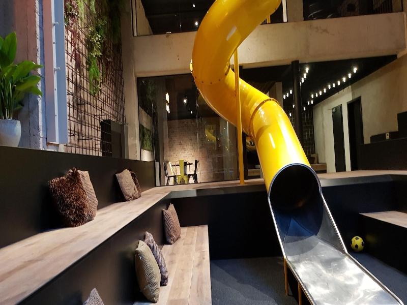 Upstairs Hotel image