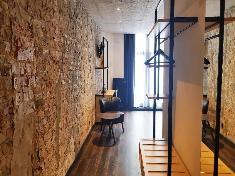 Upstairs Hotel image