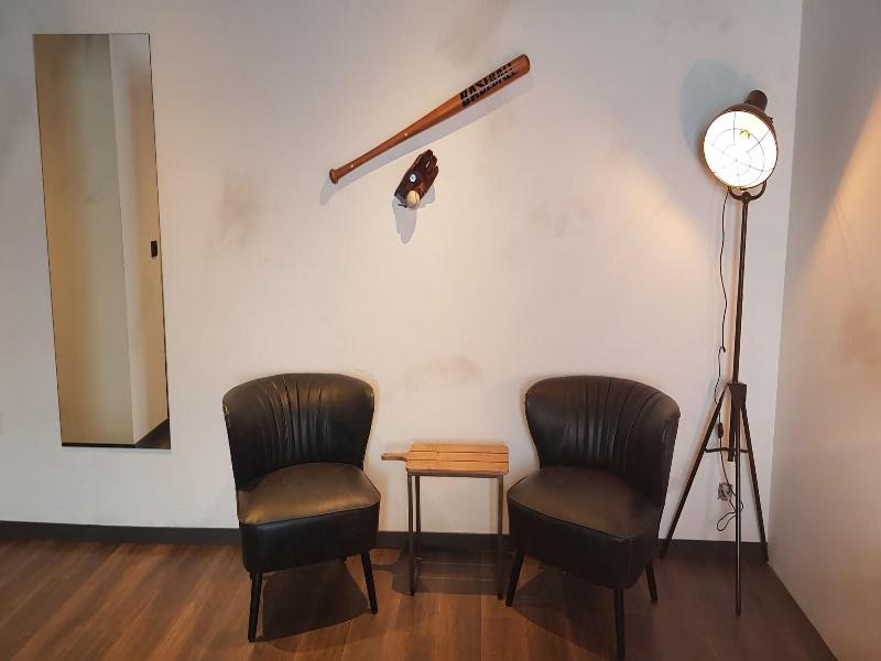Upstairs Hotel image