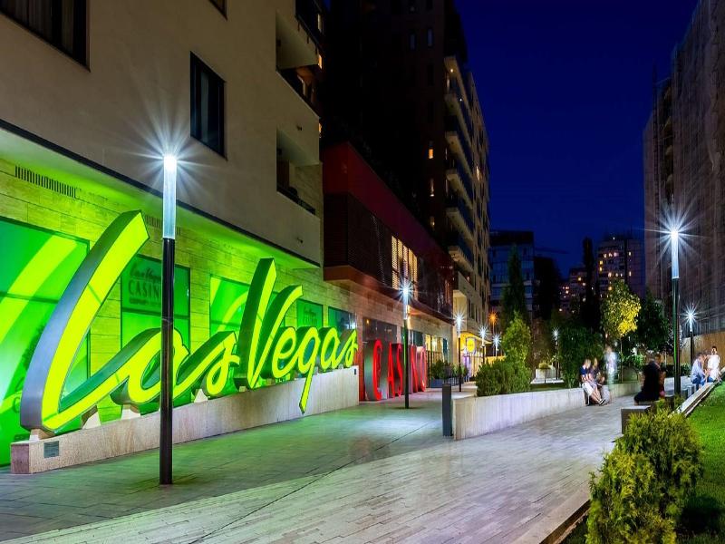 Corvin Holiday Apartment Hotel image