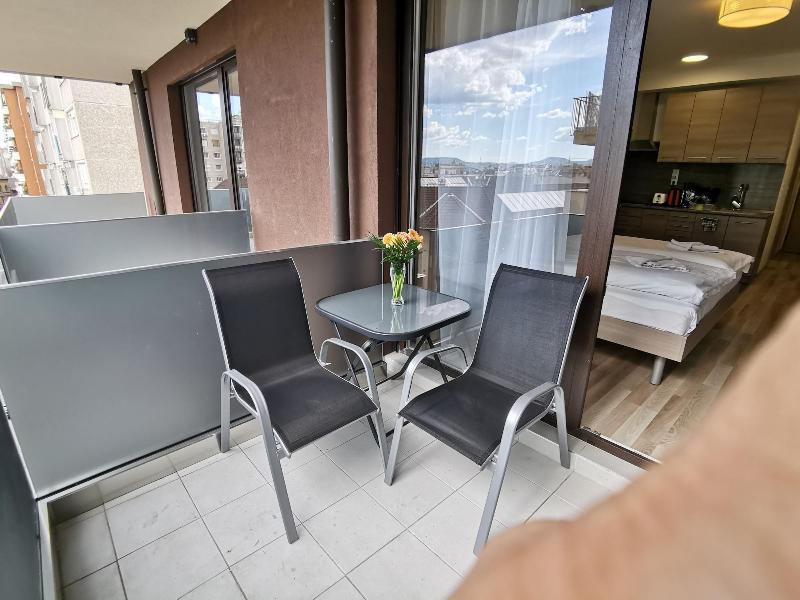 Corvin Holiday Apartment Hotel image
