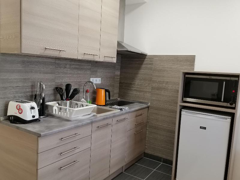 Corvin Holiday Apartment Hotel image