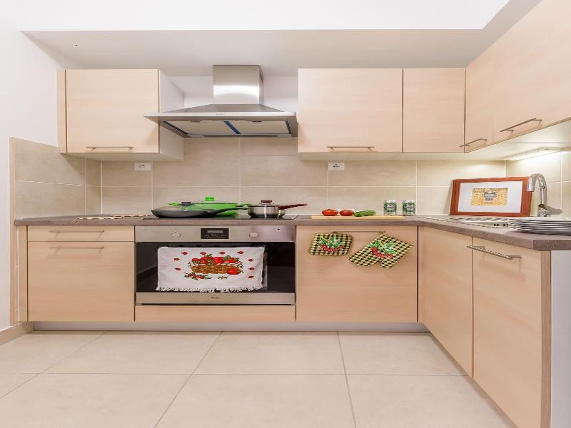 Corvin Holiday Apartment Hotel image