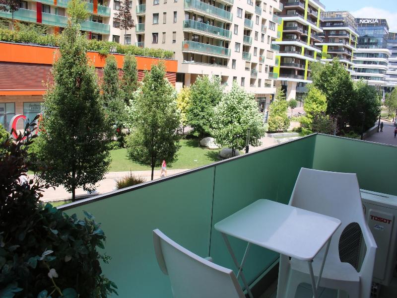 Corvin Holiday Apartment Hotel image